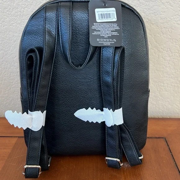 Mini Ghostface Glow In The Dark Backpack - Picture 2 of 3